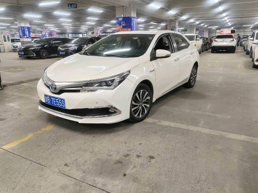 卡罗拉 Model Year 双擎 1.8L E CVT 智尚版