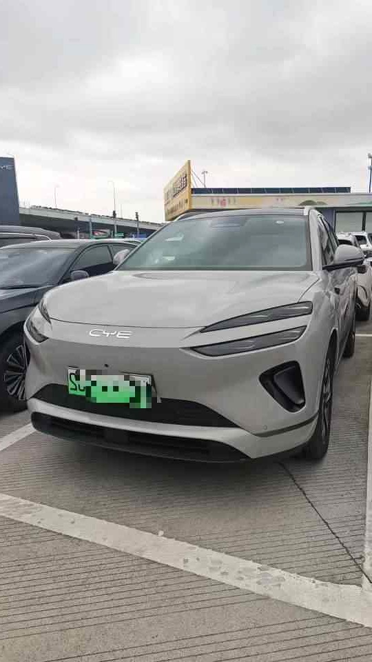 BYD 06 — электромобиль на альтернативном топливе, версия 605 Plus