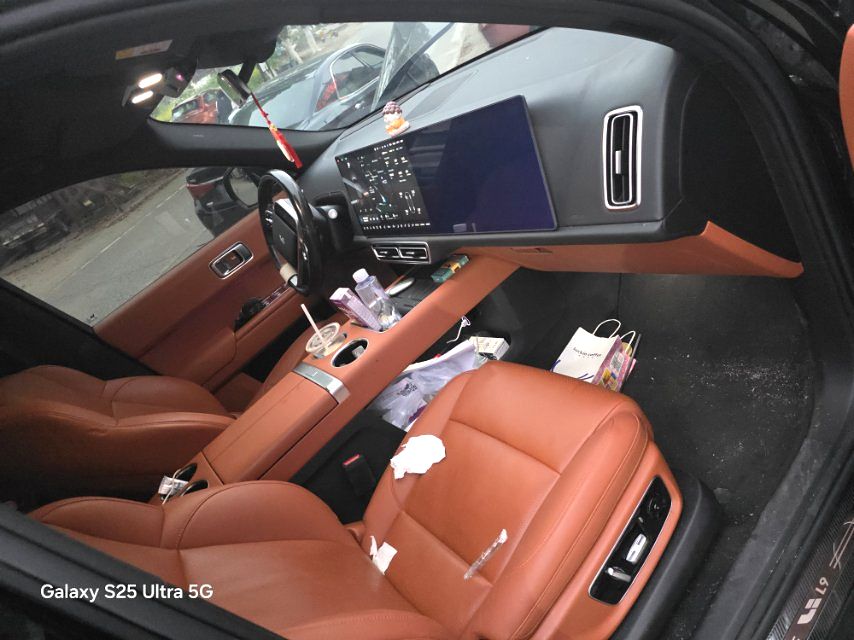 理想 L (Liter) 9 Model Year Ultra