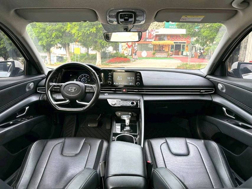 伊兰特 Model Year 240TGDi DCT GLX 精英版