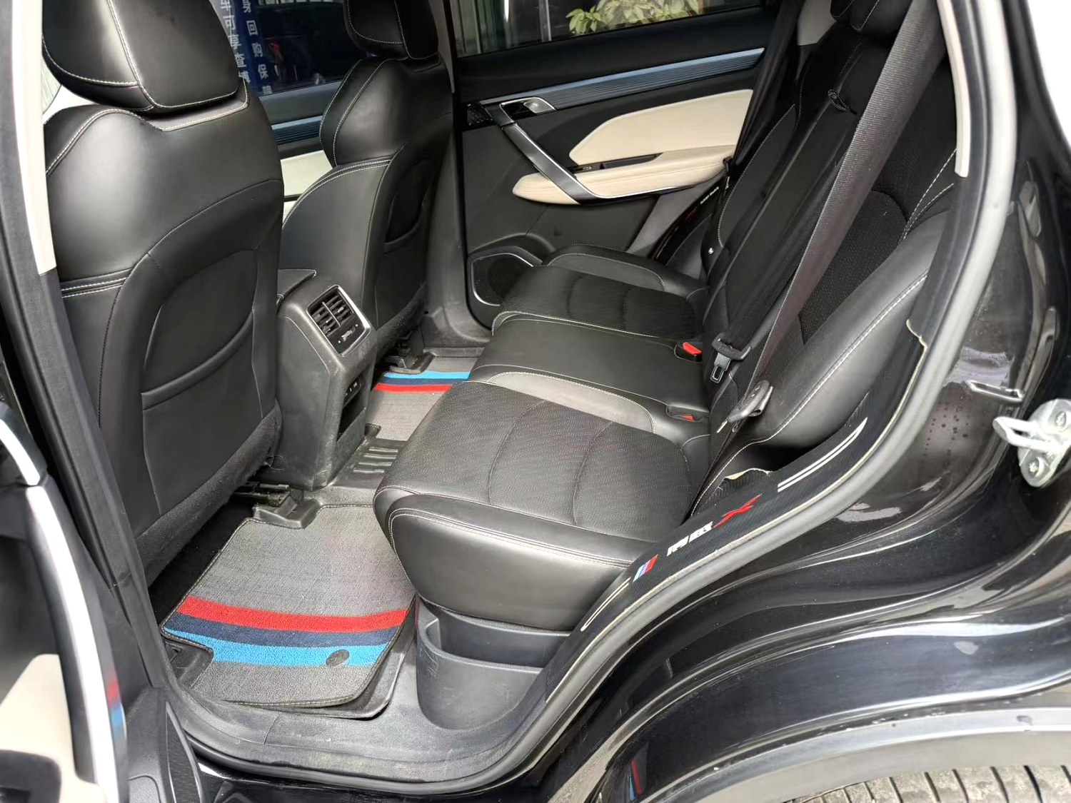 博越 Model Year 博越 X 1.8TD DCT 智尊型