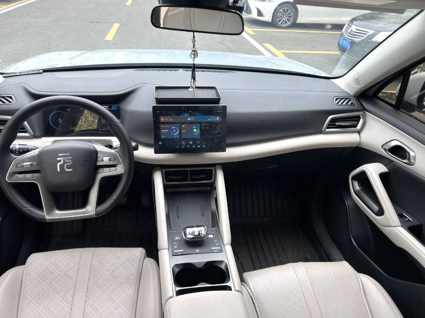 BYD UP 401KM