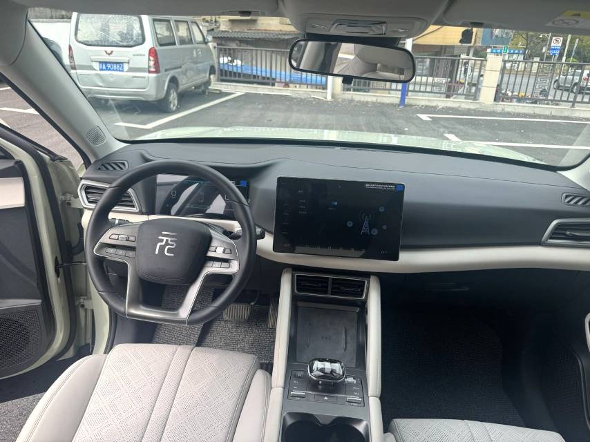 BYD UP 401KM