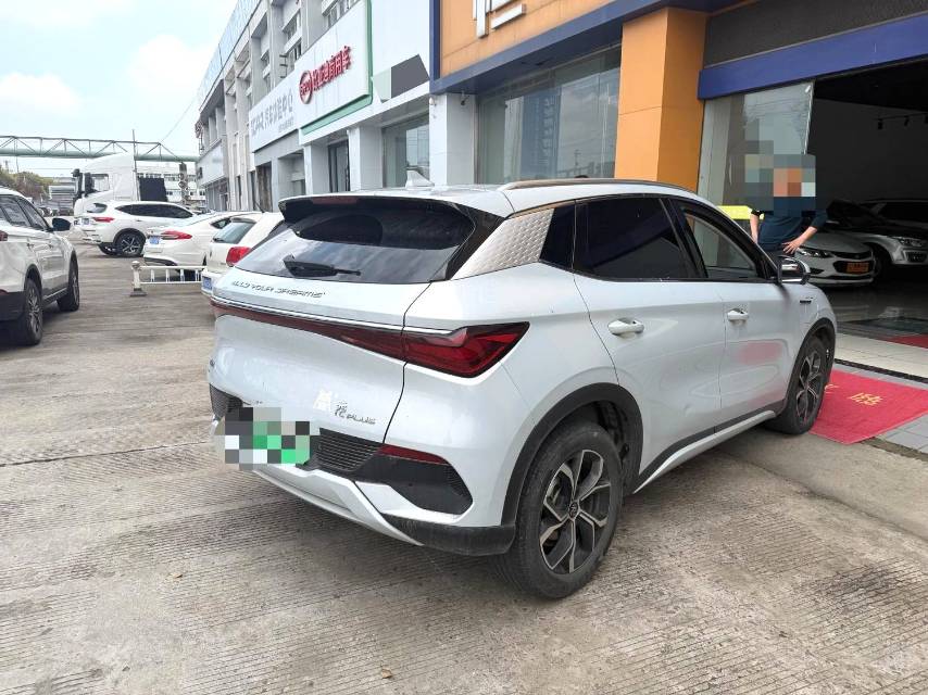BYD PLUS 430KM