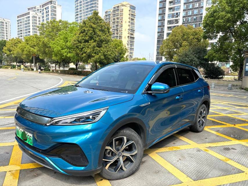 BYD PLUS 510 км