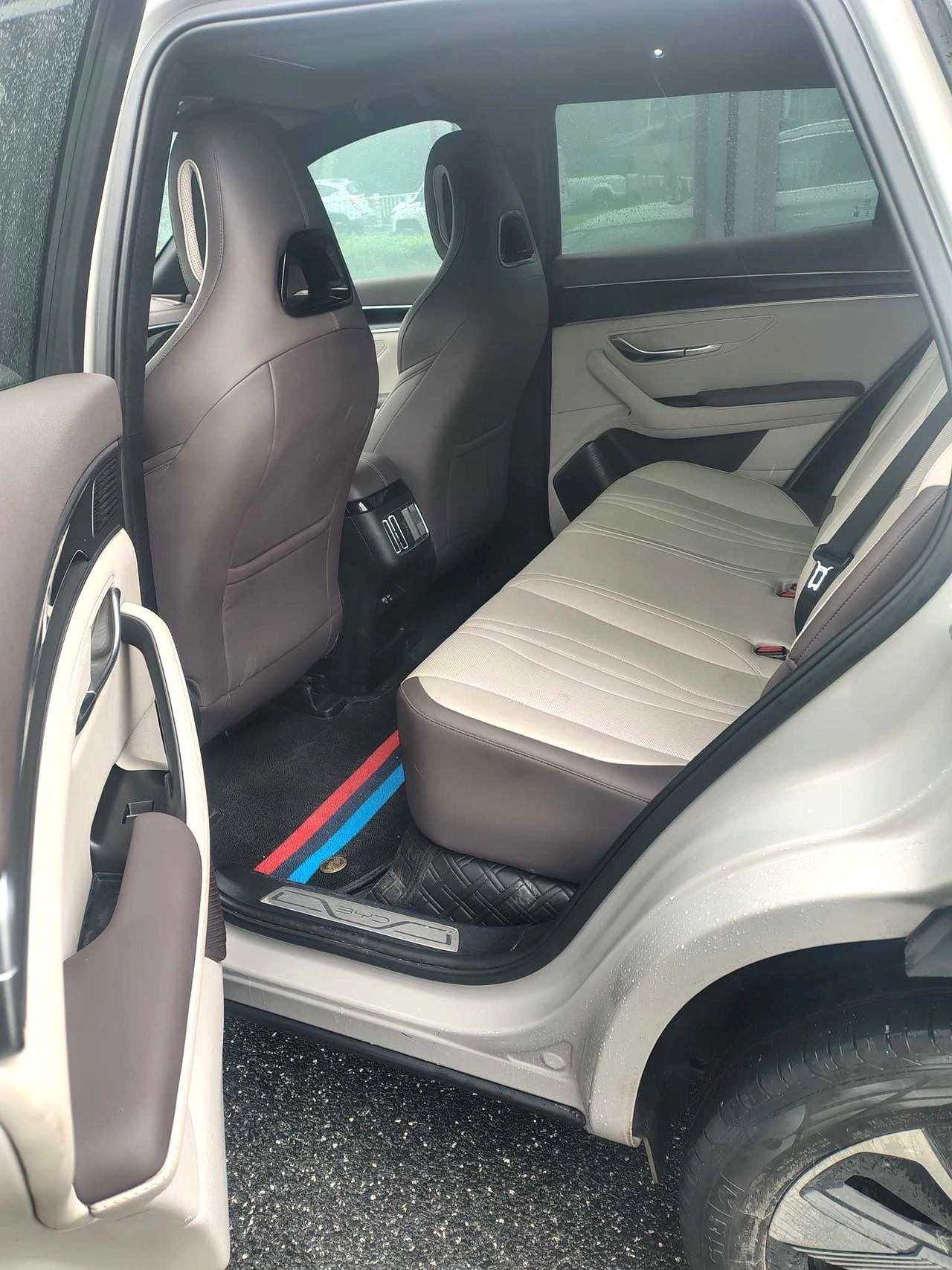 BYD PLUS New Energy DM i 160KM PLUS
