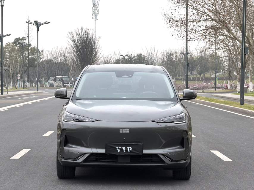 Geely Galaxy E 5, 530 км
