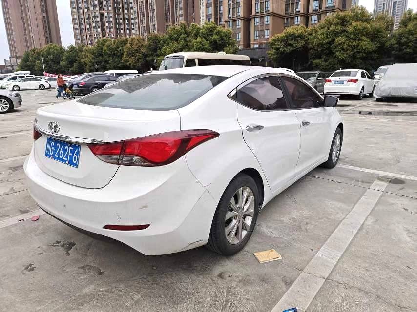 朗动 Model Year 1.6L 自动尊贵型
