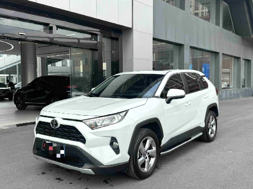 Toyota RAV 4 2.0L CVT 2WD Plus Version