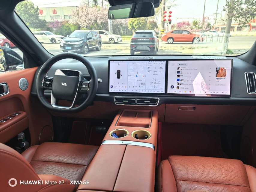Li Auto L (Liter) 8 Pro