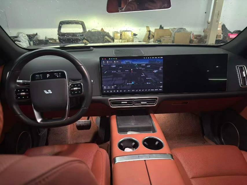 Li Auto L (Liter) 6 Pro