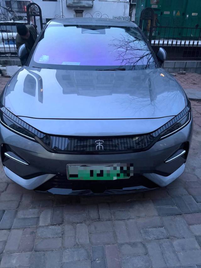 Электромобиль BYD L (Liter) с запасом хода 662 км