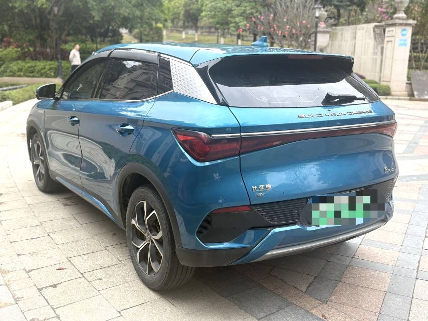 BYD PLUS 510 км