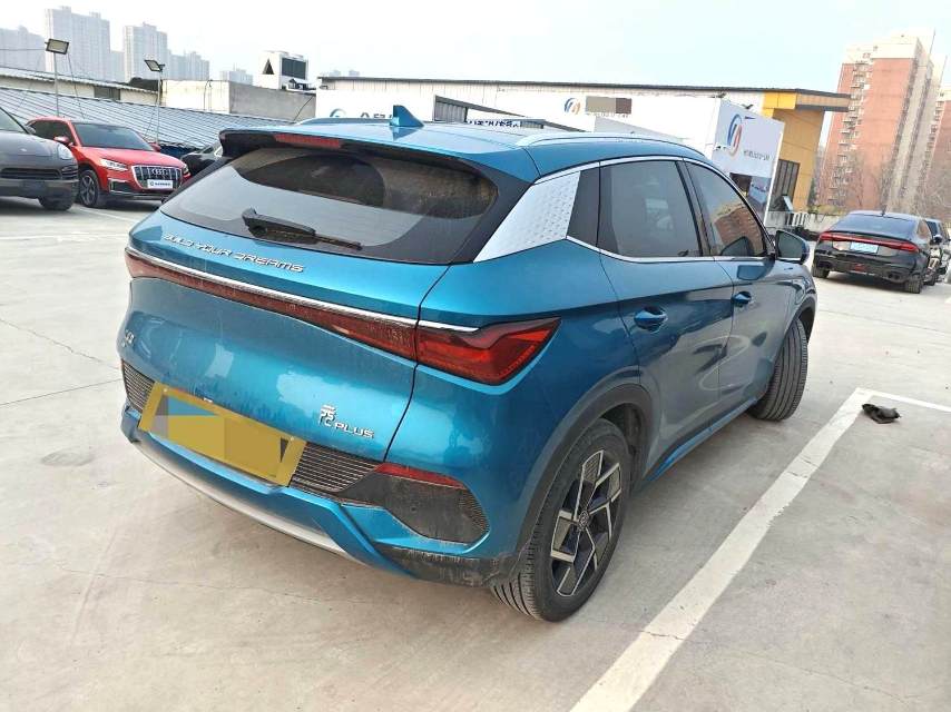 BYD PLUS 510 км — флагманская модель
