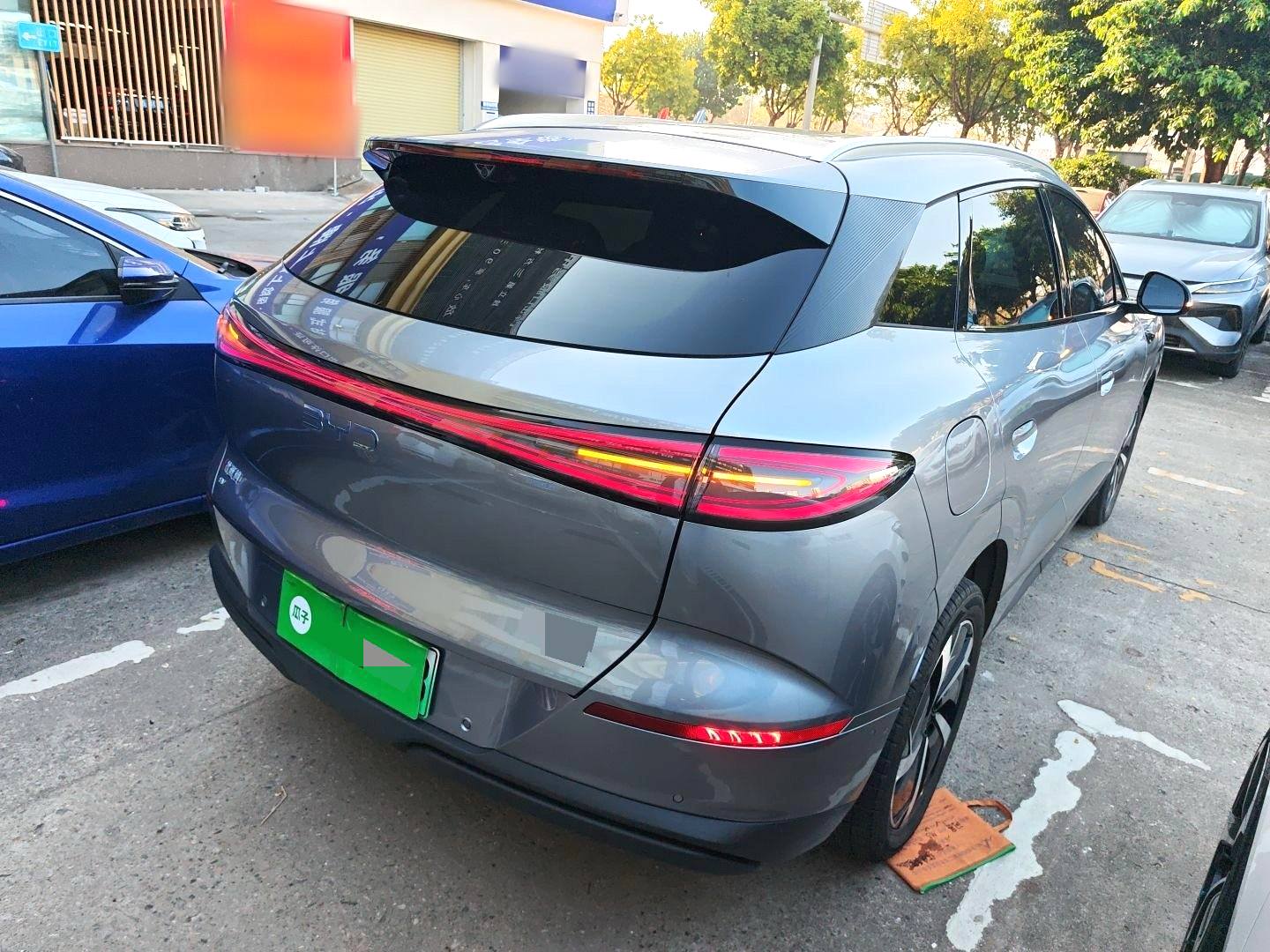 BYD 06 — электромобиль на альтернативном топливе, версия 605 Plus
