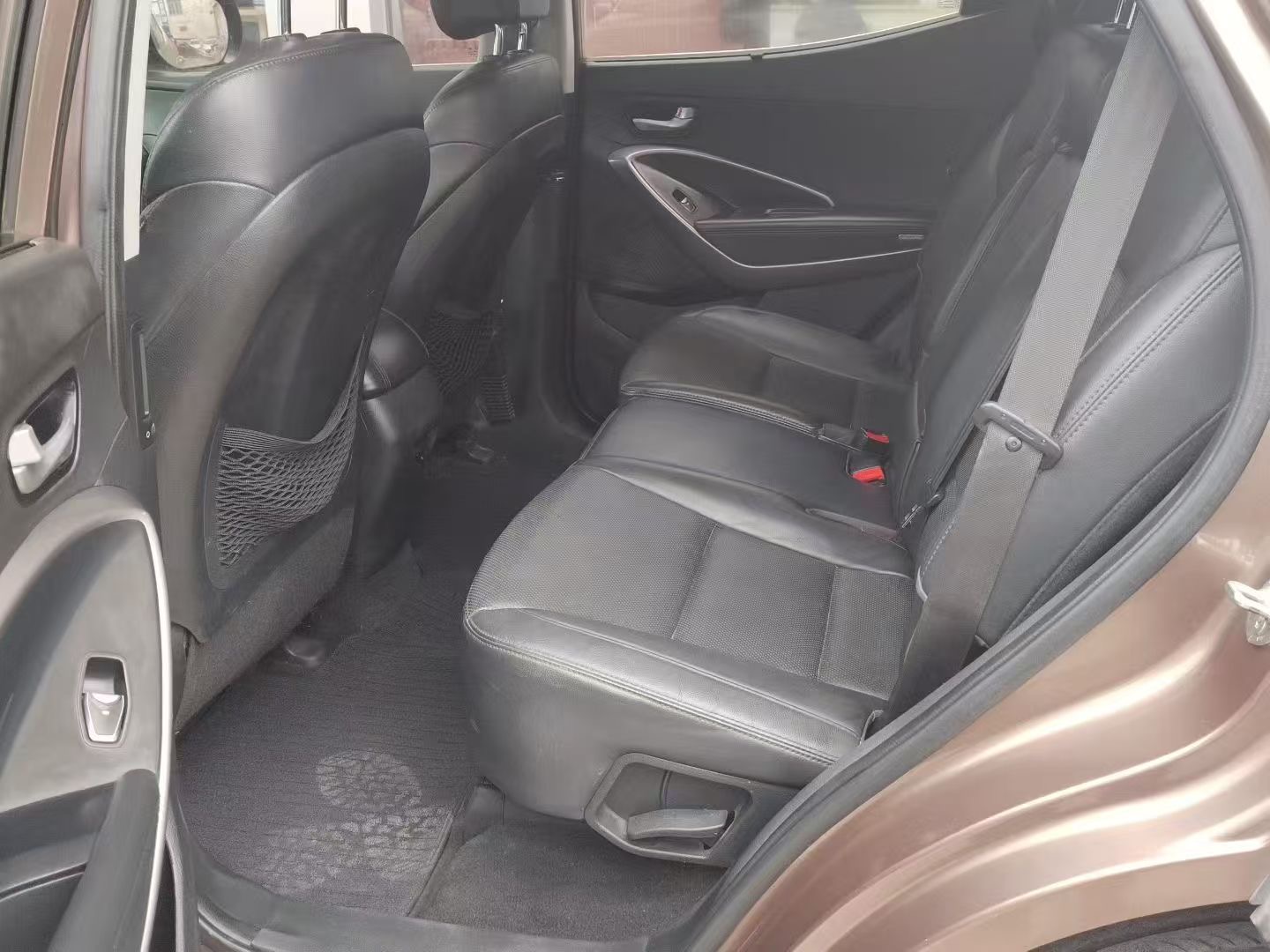 胜达 Model Year 2.4L 自动两驱智能型 5 Seats