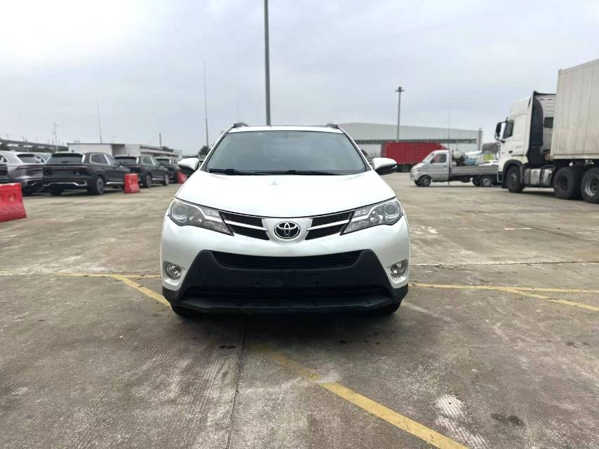 Toyota RAV 4 2.0L CVT 4WD