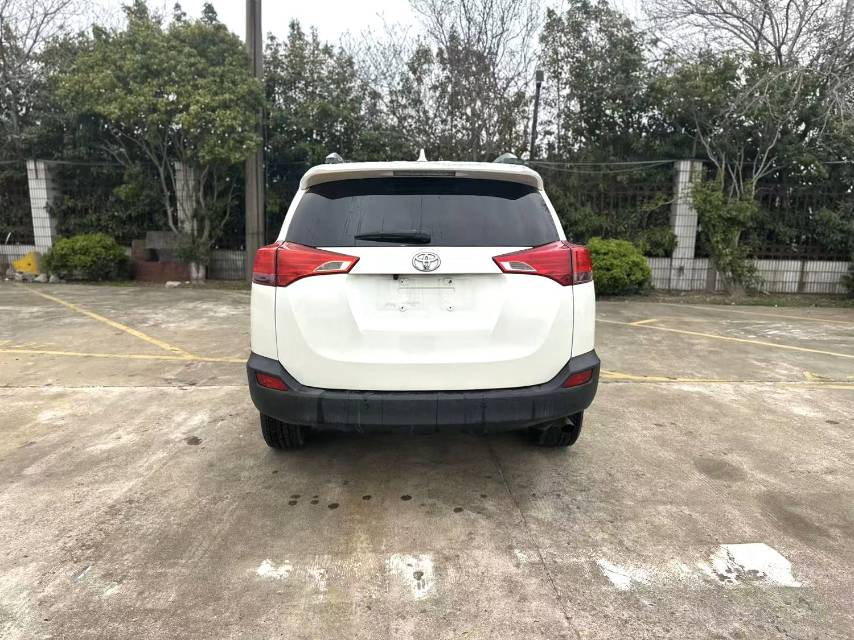 Toyota RAV 4 2.0L CVT 4WD