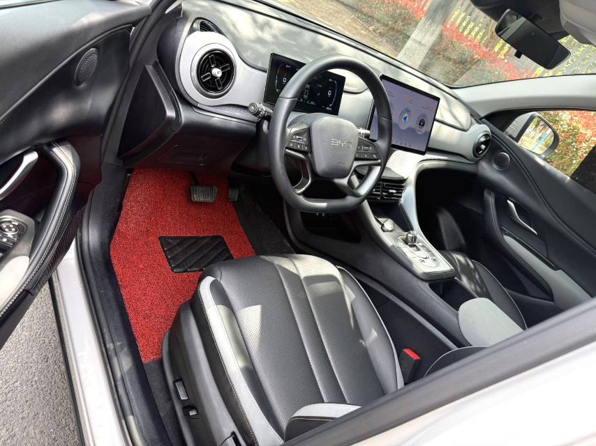 BYD 05 DM i DM i 75 км Premium