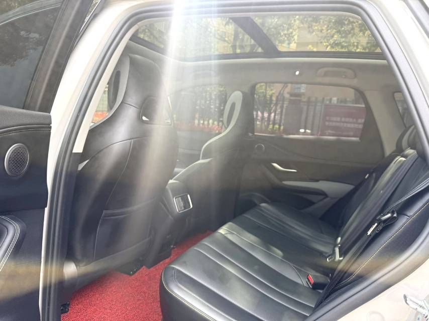 BYD 05 DM i DM i 75 км Premium