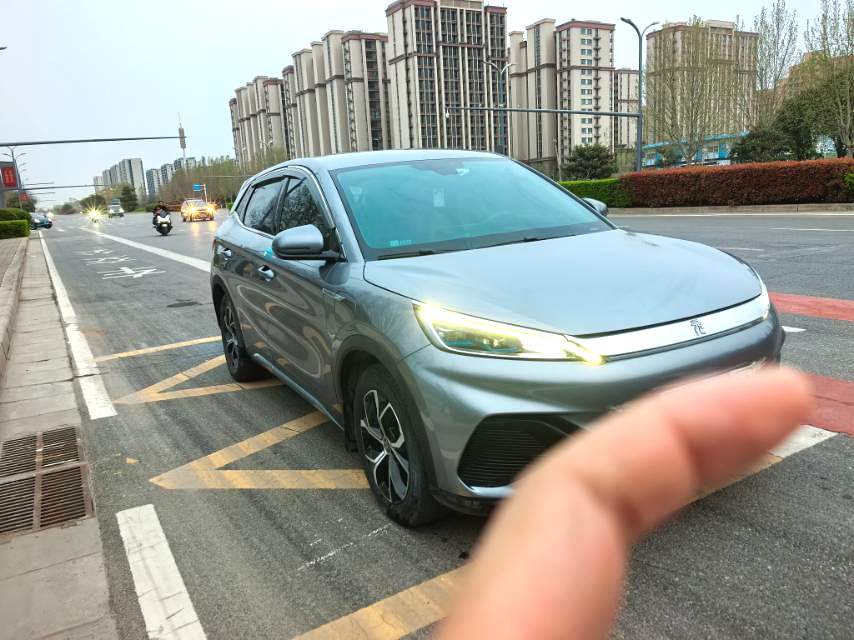 BYD PLUS 510KM