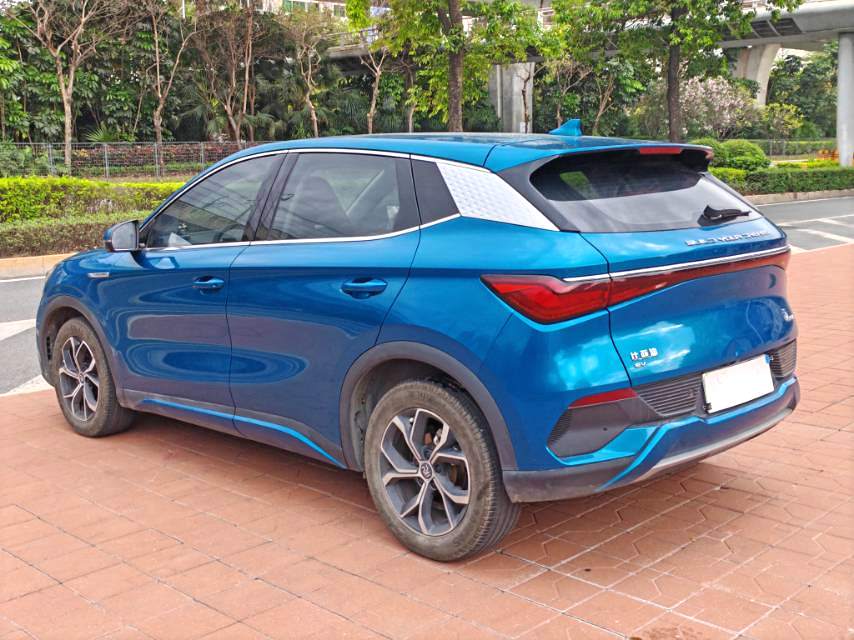 BYD PLUS 430KM Luxury