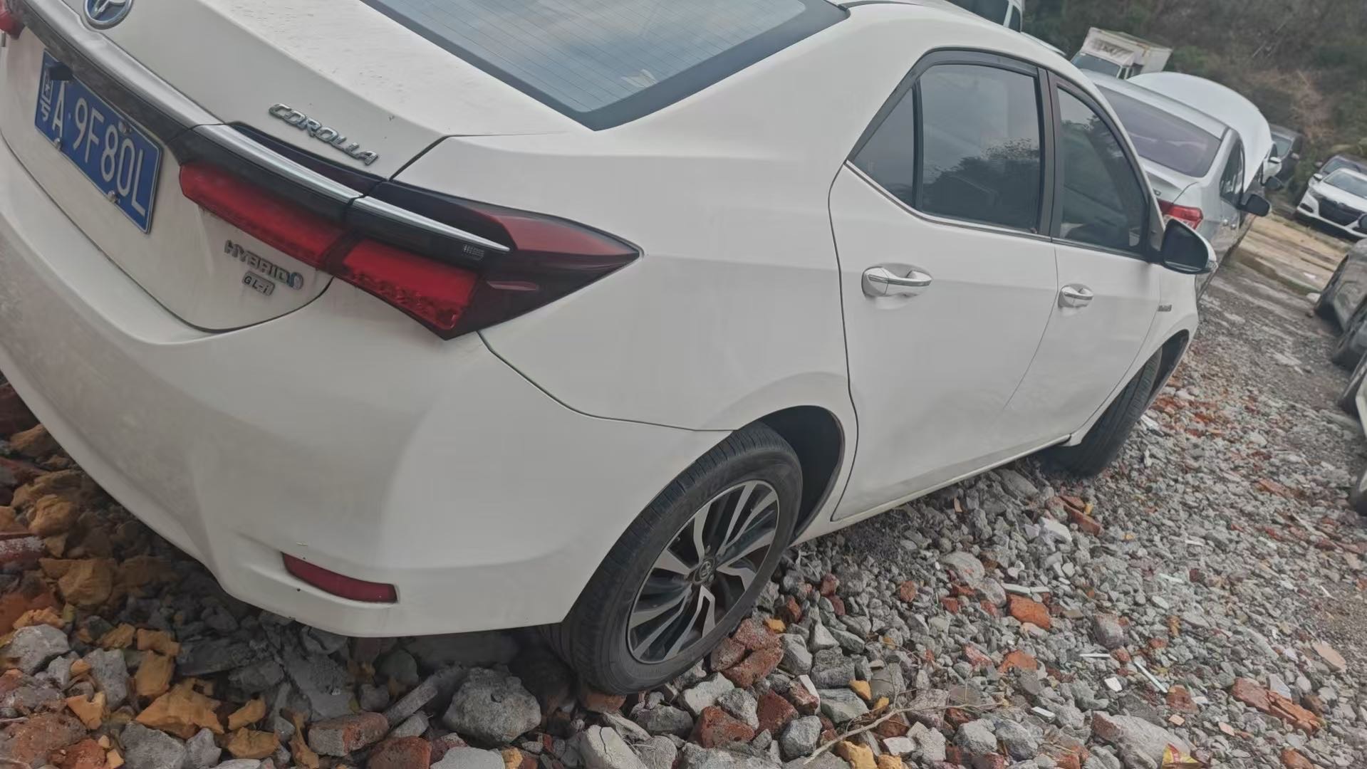 Toyota Corolla Hybrid 1,8 л E CVT GL i Elite