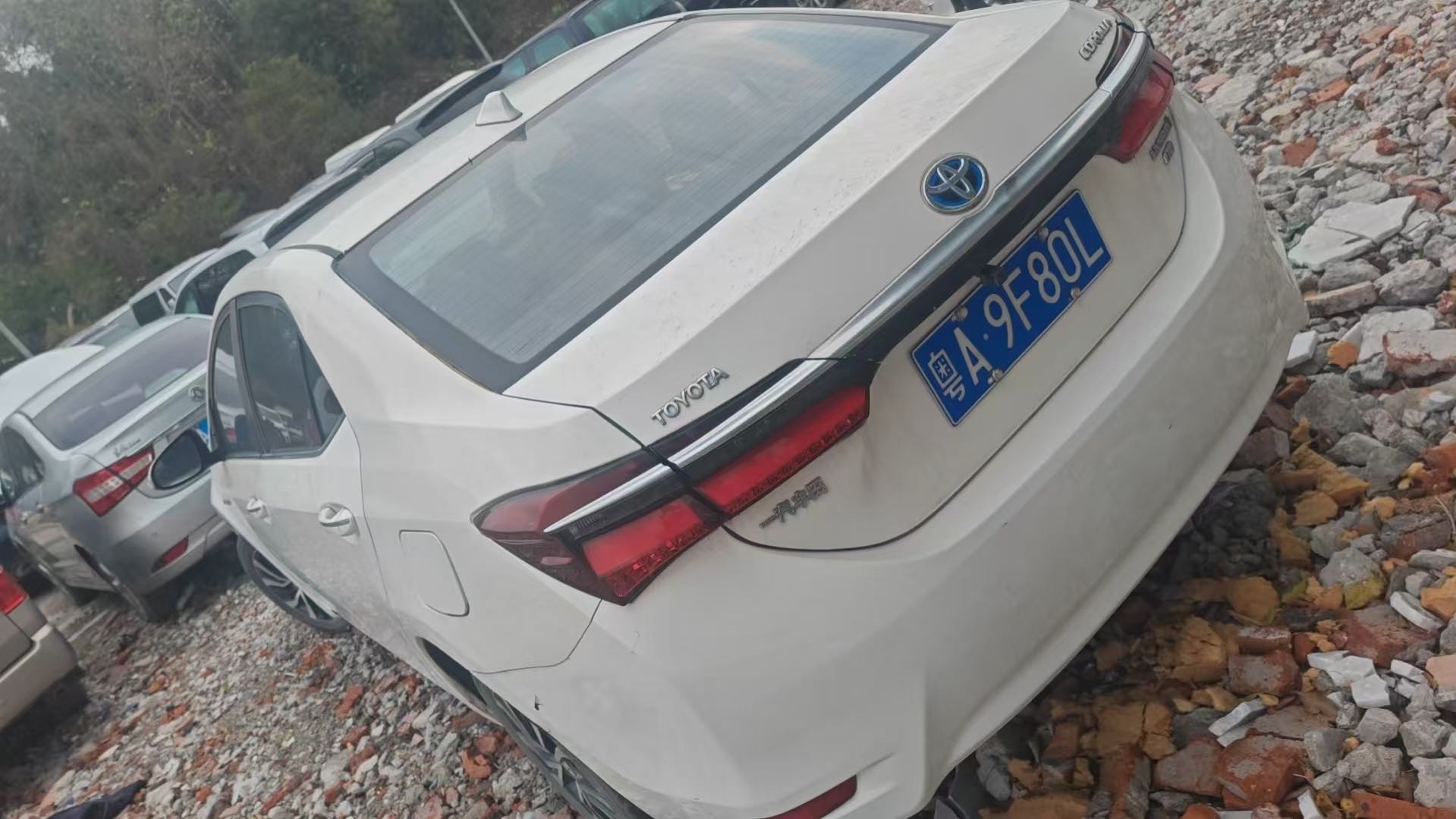 Toyota Corolla Hybrid 1,8 л E CVT GL i Elite