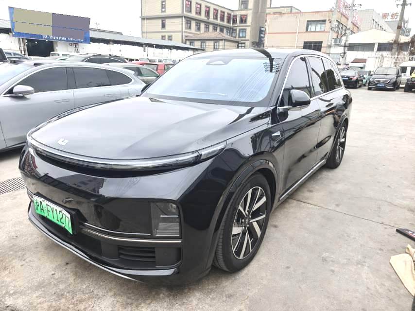Li Auto L (Liter) 8 Pro