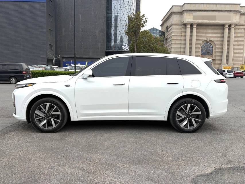 Li Auto L (Liter) 7 Air