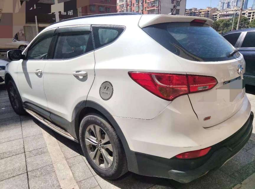 胜达 Model Year 2.4L 自动两驱舒适型 5 Seats