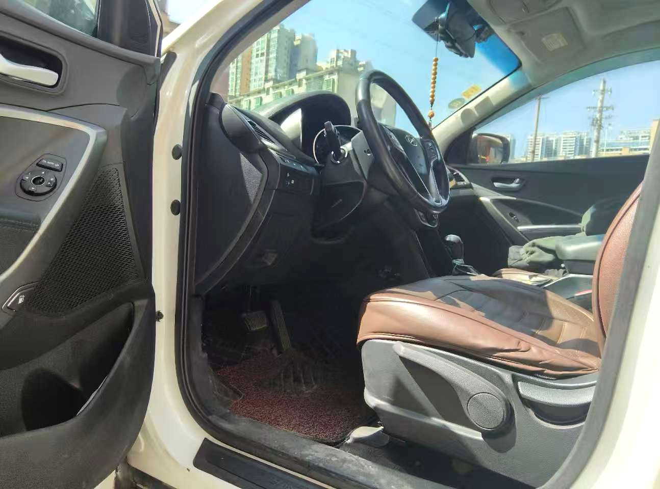 胜达 Model Year 2.4L 自动两驱舒适型 5 Seats