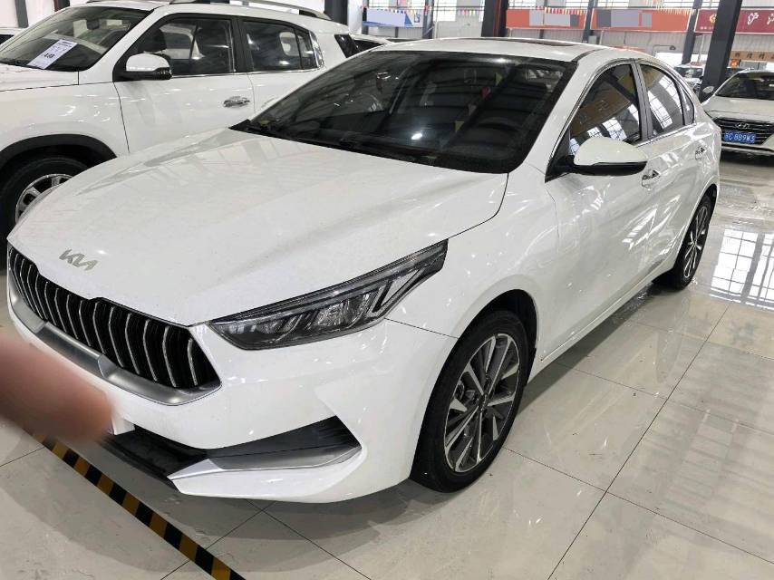 Kia K 3 1.5L CVT Fashion