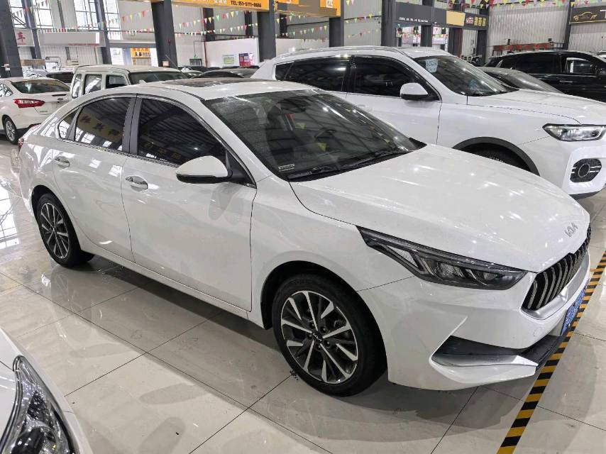 Kia K 3 1.5L CVT Fashion