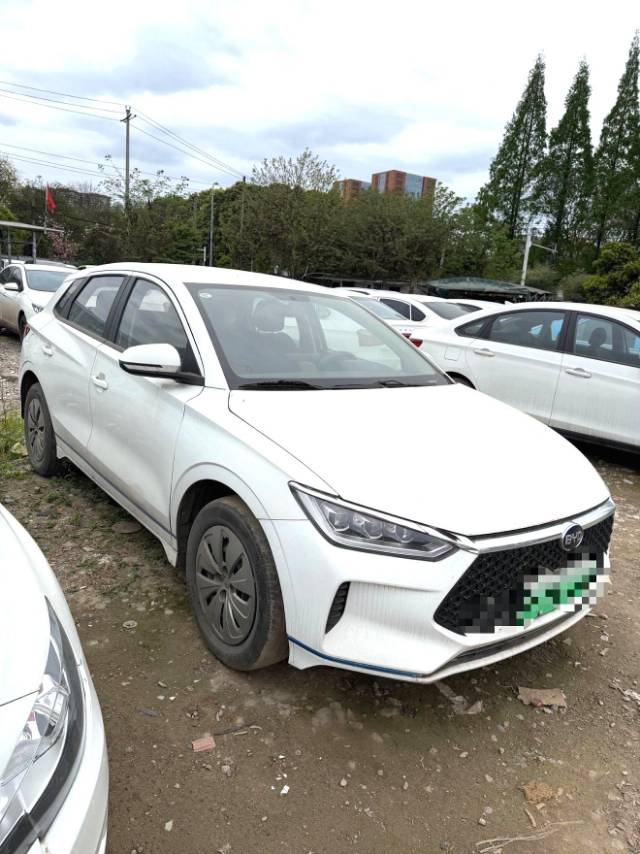 BYD e 2
