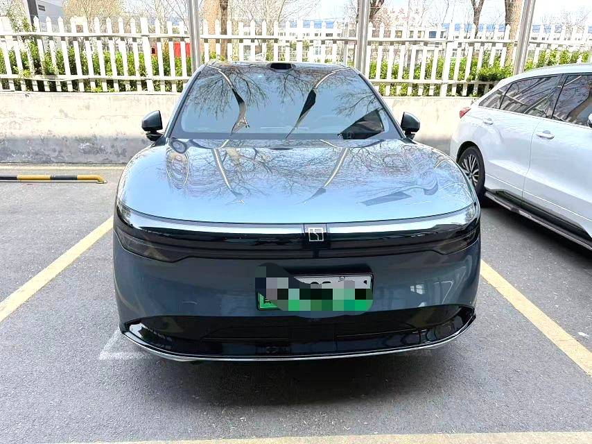 极氪 7X Model Year 75kWh 后驱智驾版