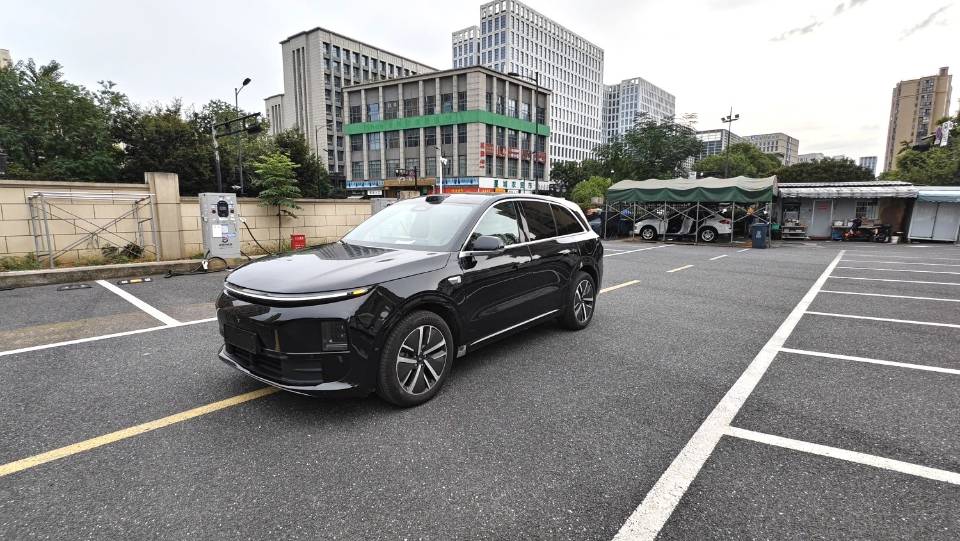 Li Auto L (Liter) 6 Max