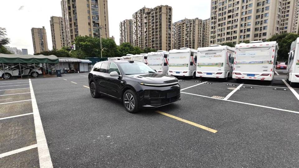 Li Auto L (Liter) 6 Max