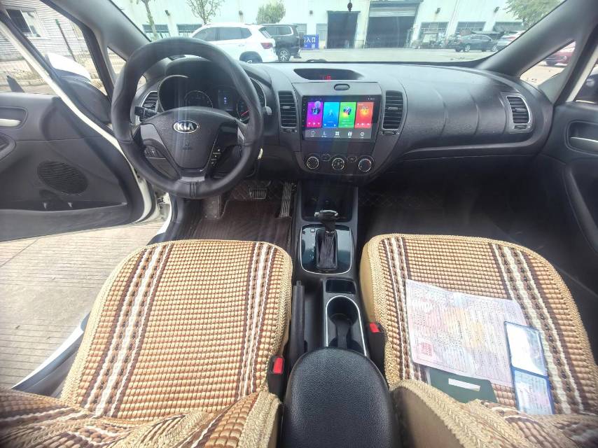 Kia K 3 Model Year 1.6L Automatic 15 周年特别版 GLS