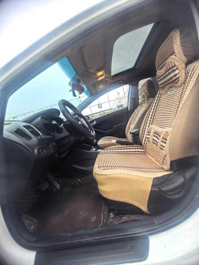 Kia K 3 Model Year 1.6L Automatic 15 周年特别版 GLS