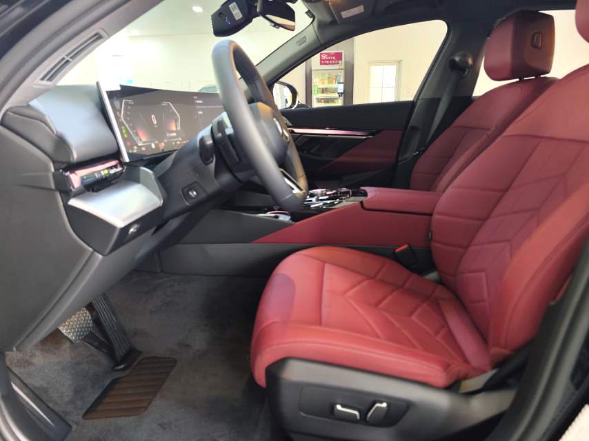 BMW 5 系 Model Year 530Li Advanced M 运动套装