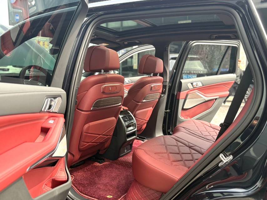 BMW 2025 X5 xDrive40Li 48V 3.0T M Automatic