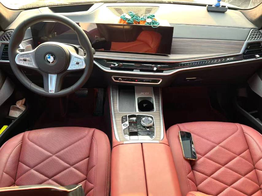 BMW 2025 X5 xDrive40Li 48V 3.0T M Automatic