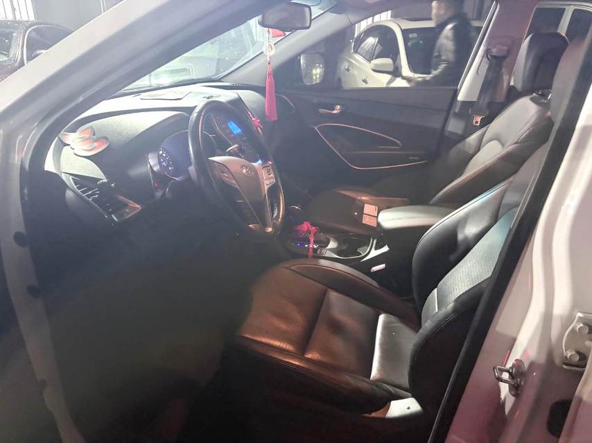 胜达 Model Year 2.4L 自动两驱智能型