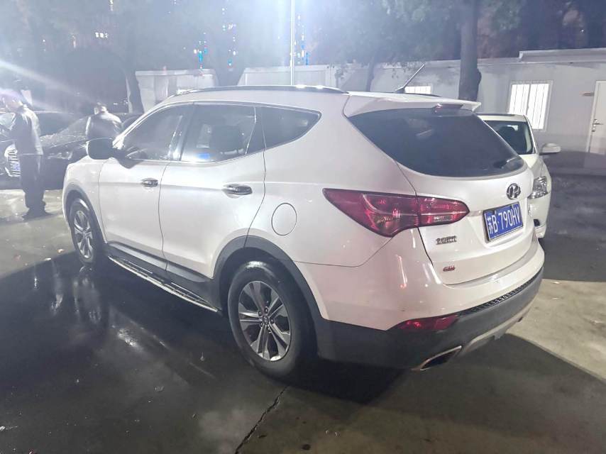 胜达 Model Year 2.4L 自动两驱智能型