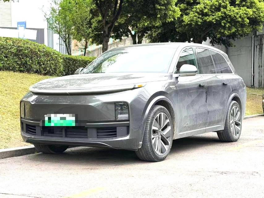 Li Auto L (Liter) 8 Pro