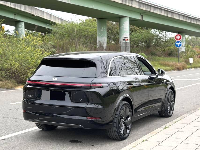 Li Auto L (Liter) 7 Max