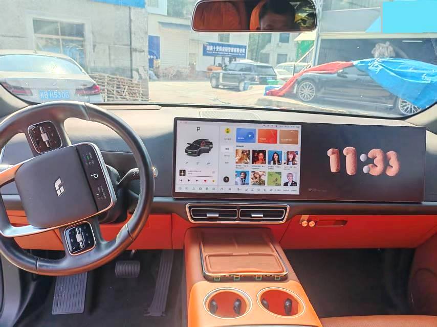 Li Auto L (Liter) 7 Pro