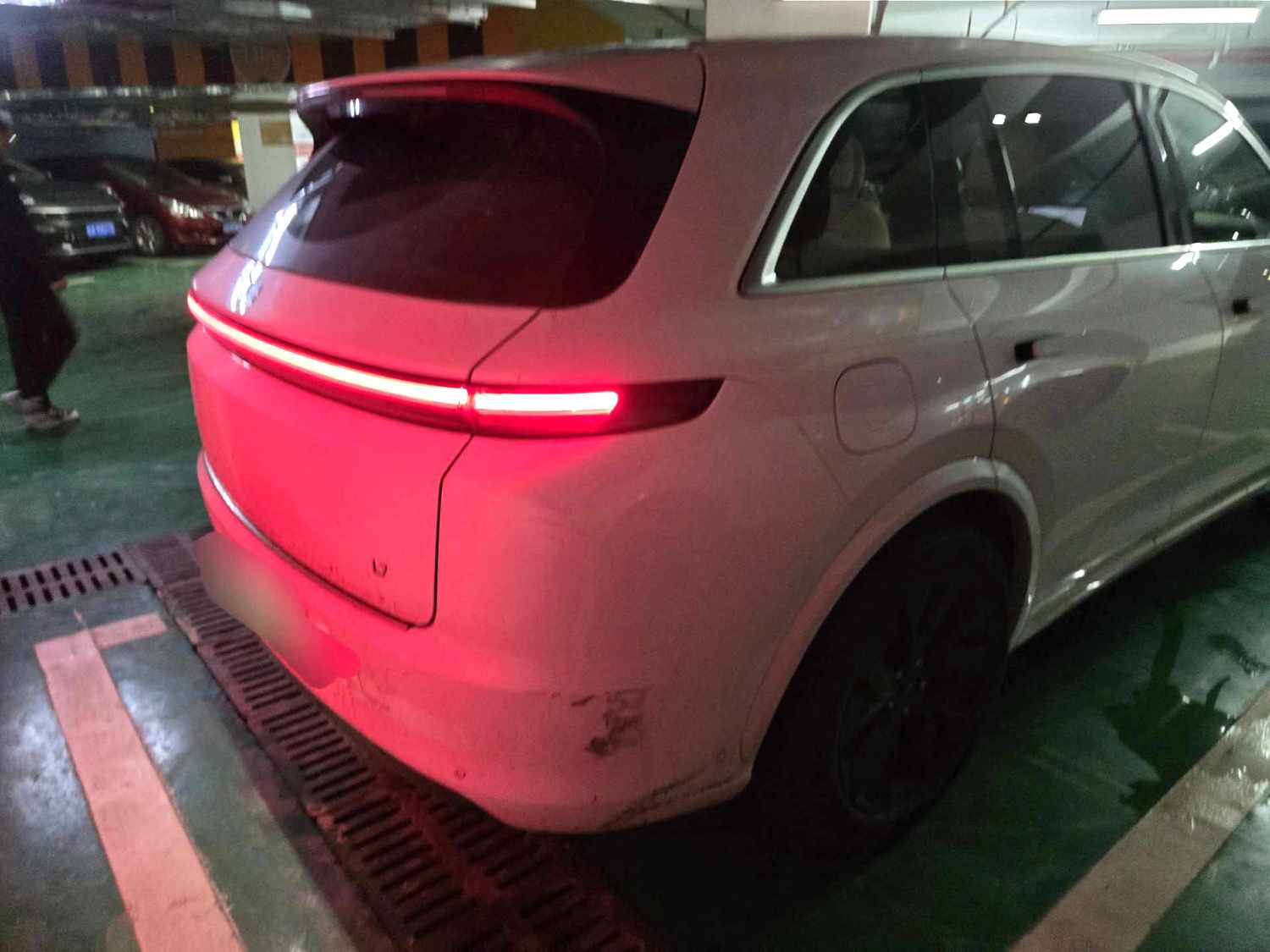 Li Auto L (Liter) 7 Pro