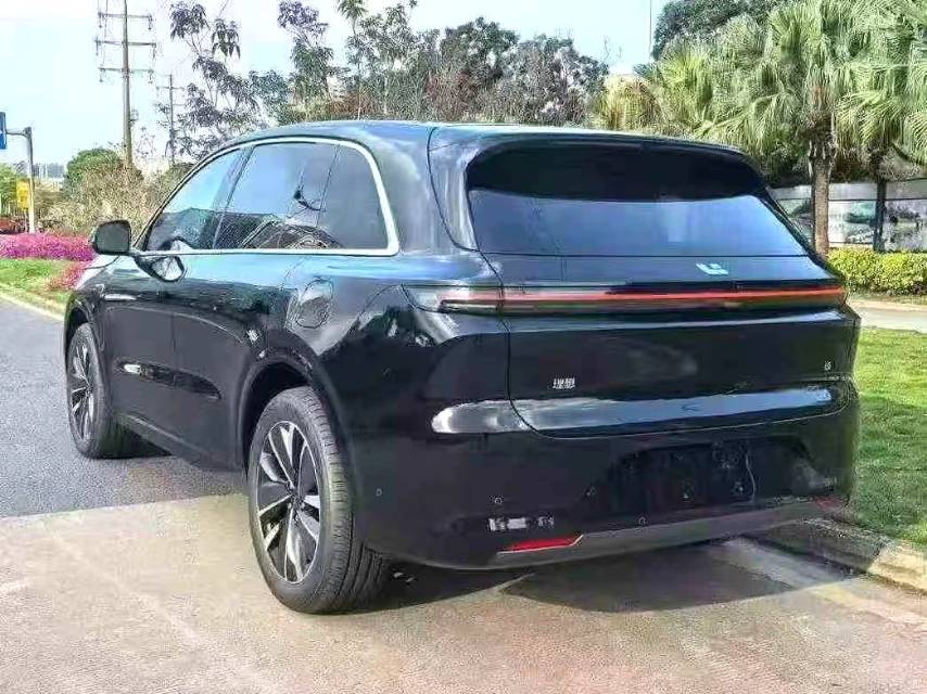Li Auto L (Liter) 6 Max